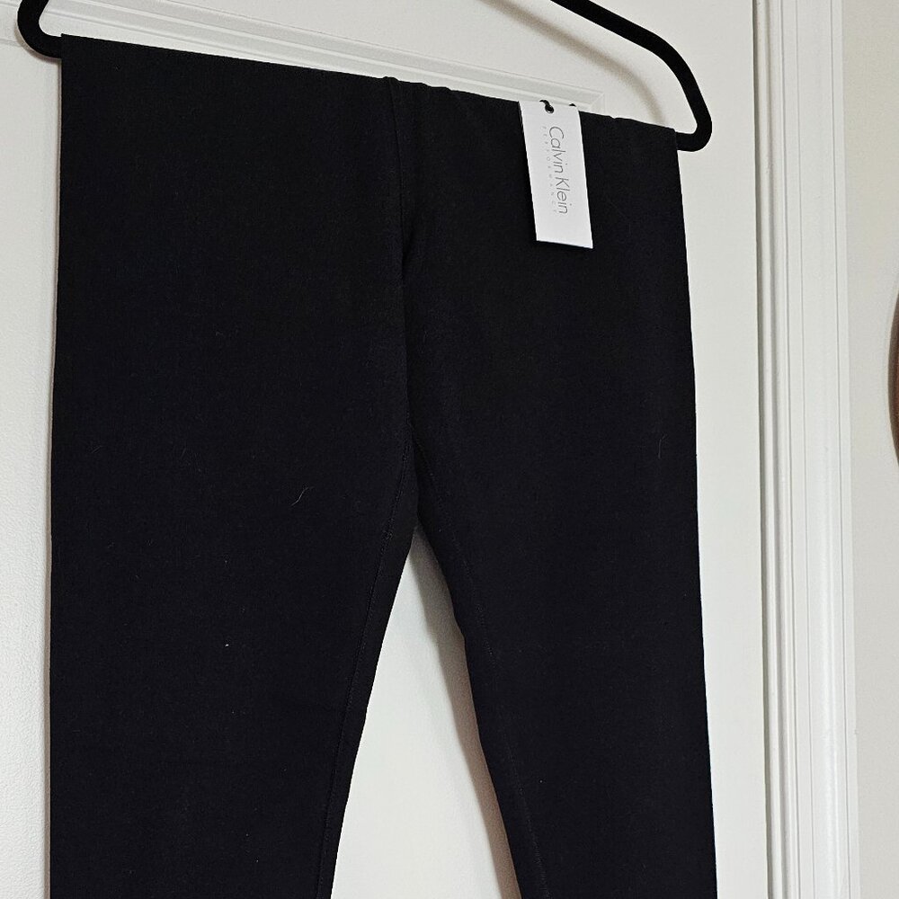 Calvin Klein Quick Dry Black Leggings, Regular rise SIZE Large